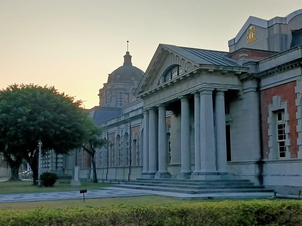 原  台南地方法院之  晨光