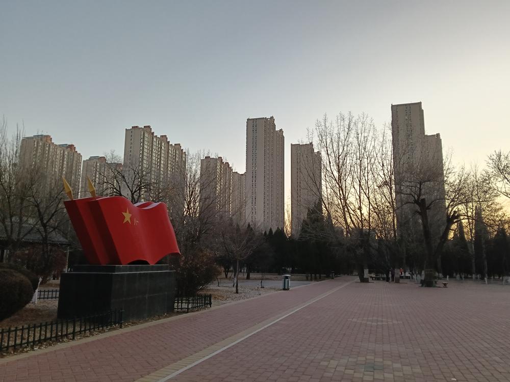 內蒙古(39)  包頭  八一公園  之清晨