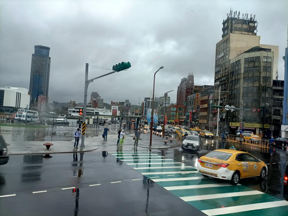 基隆  雨中即景  (02)