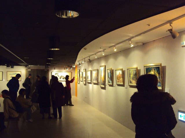 丹青傳家— 梁家五姐妹 聯合畫展 丹青傳家— 梁家五姐妹 聯合畫展