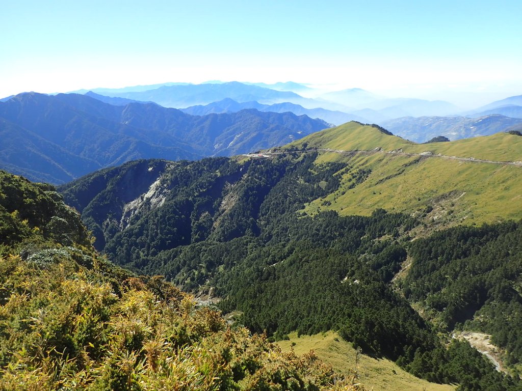 合歡山東峰 山岳之美 (中) 合歡山東峰 山岳之美 (中)