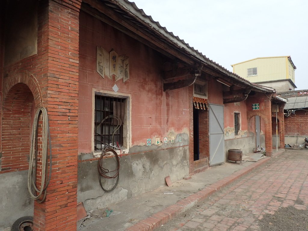 大寮 琉球里 蔡家古厝 (大厝內) 大寮 琉球里 蔡家古厝 (大厝內)