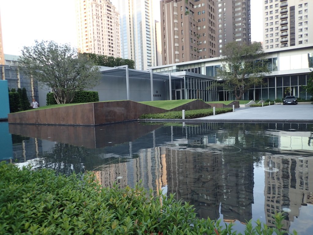 再訪— 台中 城市光影 再訪— 台中 城市光影