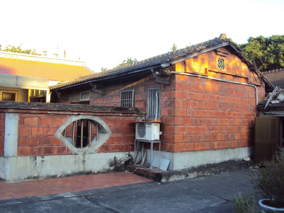清水 土虱甕 梁家古厝 (梅鏡堂) 清水 土虱甕 梁家古厝 (梅鏡堂)