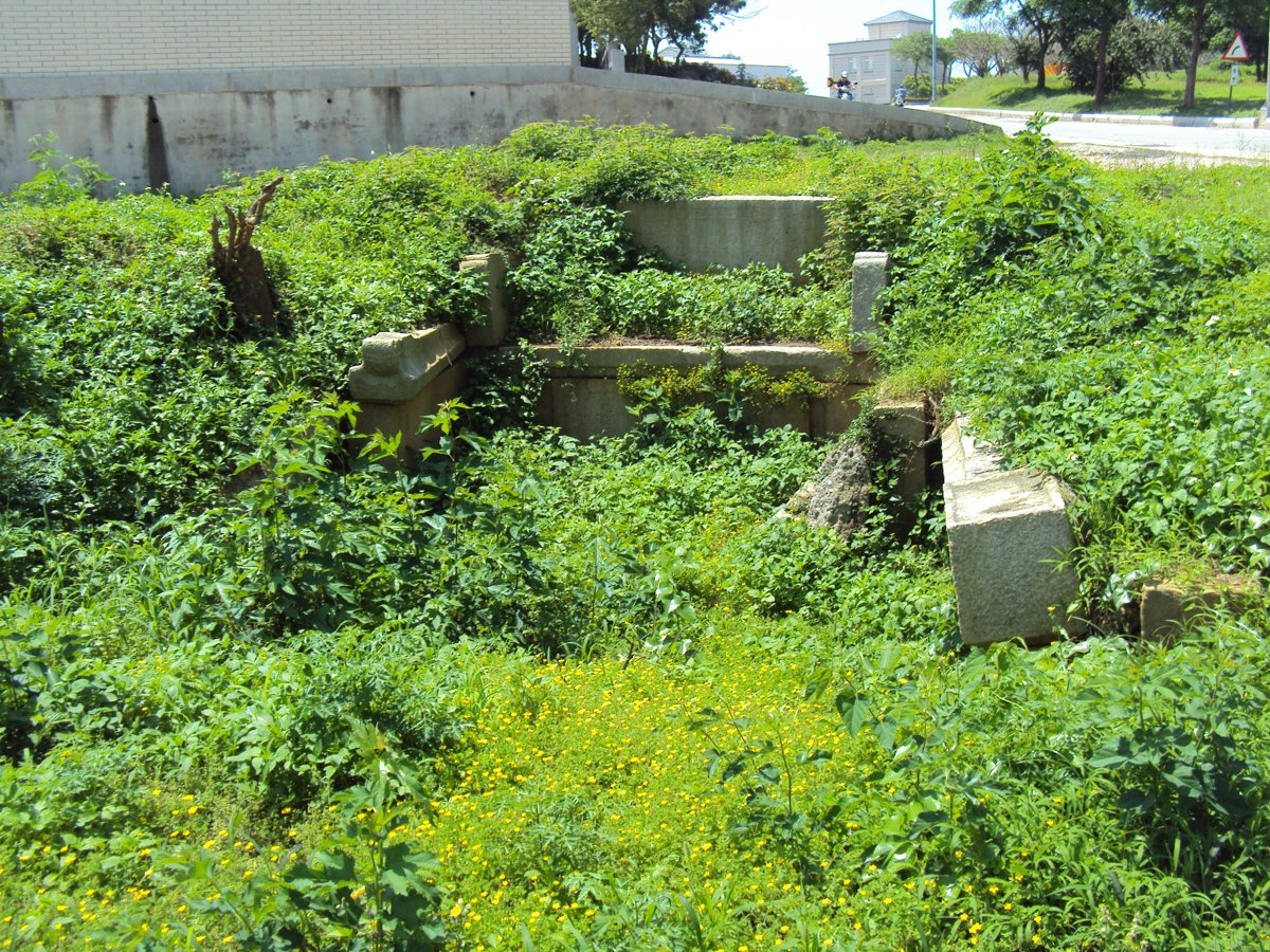 賢聚 盧湖泉墓 賢聚 盧湖泉墓
