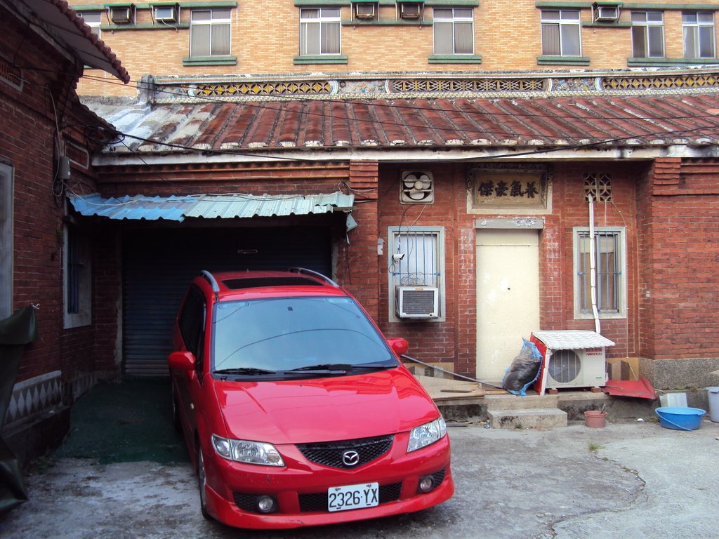 龜山 龜崙口 山德居 龜山 龜崙口 山德居