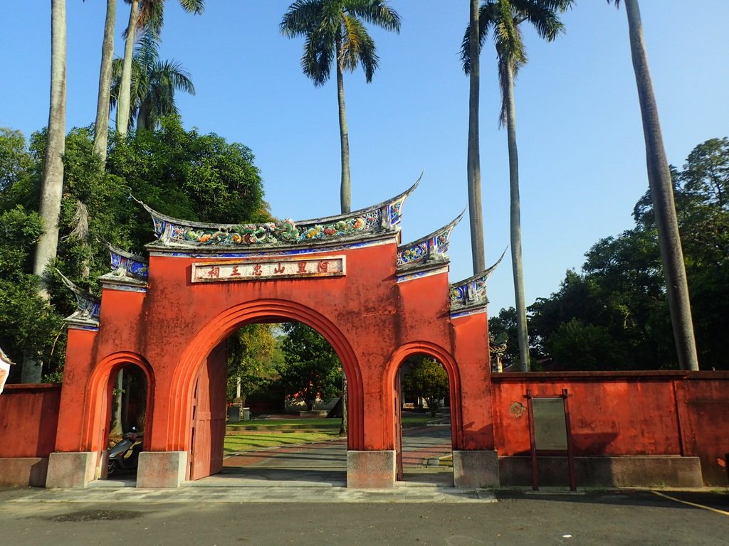 中埔 安里山忠王祠 (吳鳳廟) (上) 中埔 安里山忠王祠 (吳鳳廟) (上)