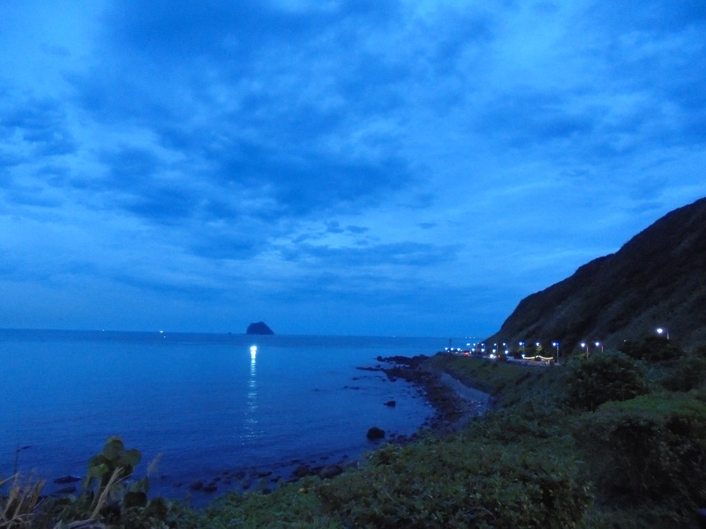 外木山海岸之 藍調暮色 外木山海岸之 藍調暮色