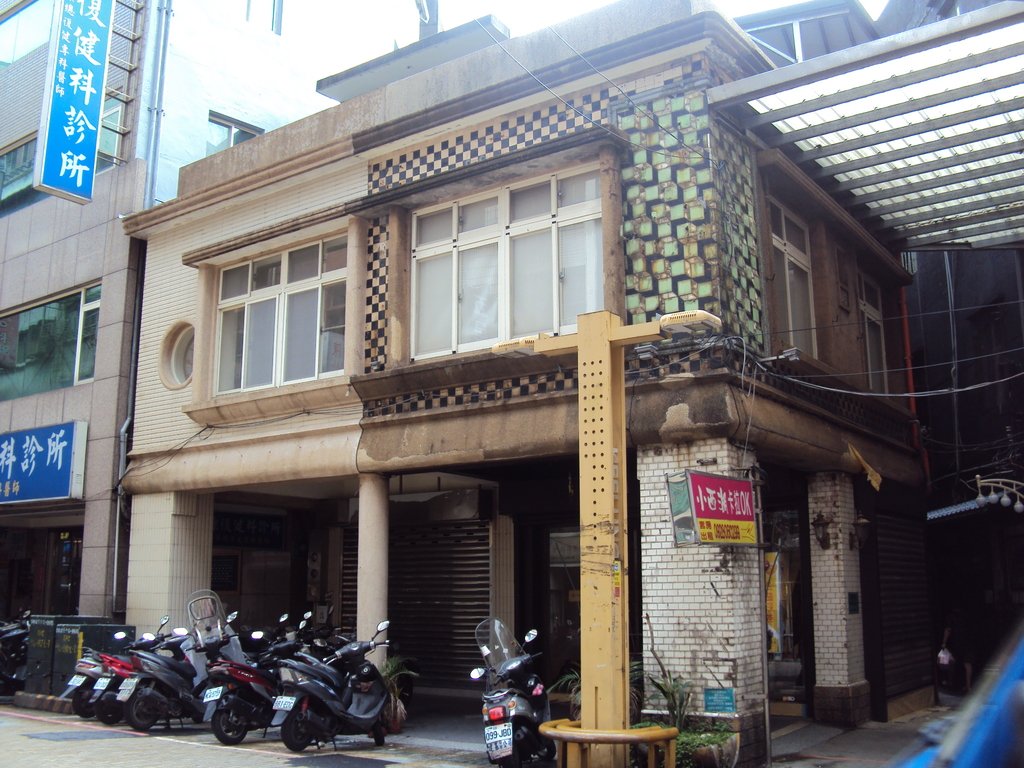 基隆的老屋顏 (下) 基隆的老屋顏 (下)