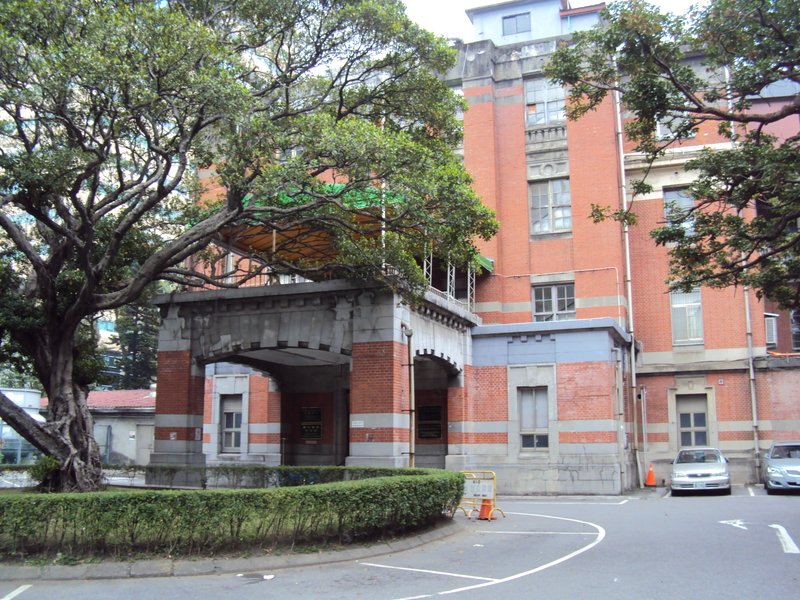 台大牙醫學院 立法院 行政院區 台大牙醫學院 立法院 行政院區