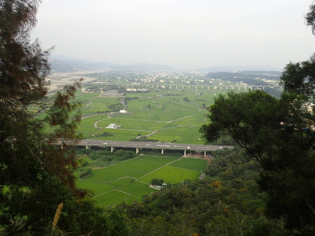小百岳之— 大甲 鐵砧山 小百岳之— 大甲 鐵砧山