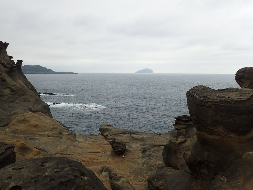 番仔澳 海岸奇岩之美 (01) 番仔澳 海岸奇岩之美 (01)
