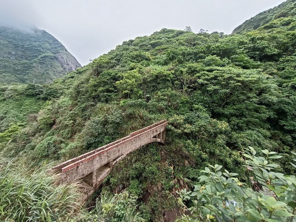 金瓜石之 戰俘營 外九份溪圳橋 金瓜石之 戰俘營 外九份溪圳橋