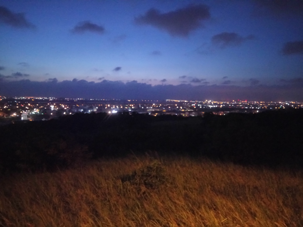 大肚 藍色公路之 夜色 大肚 藍色公路之 夜色