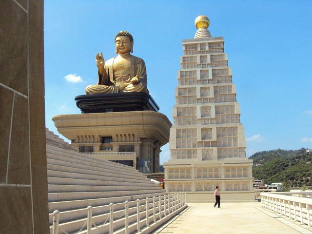 大樹 佛光山 佛陀紀念館 大樹 佛光山 佛陀紀念館