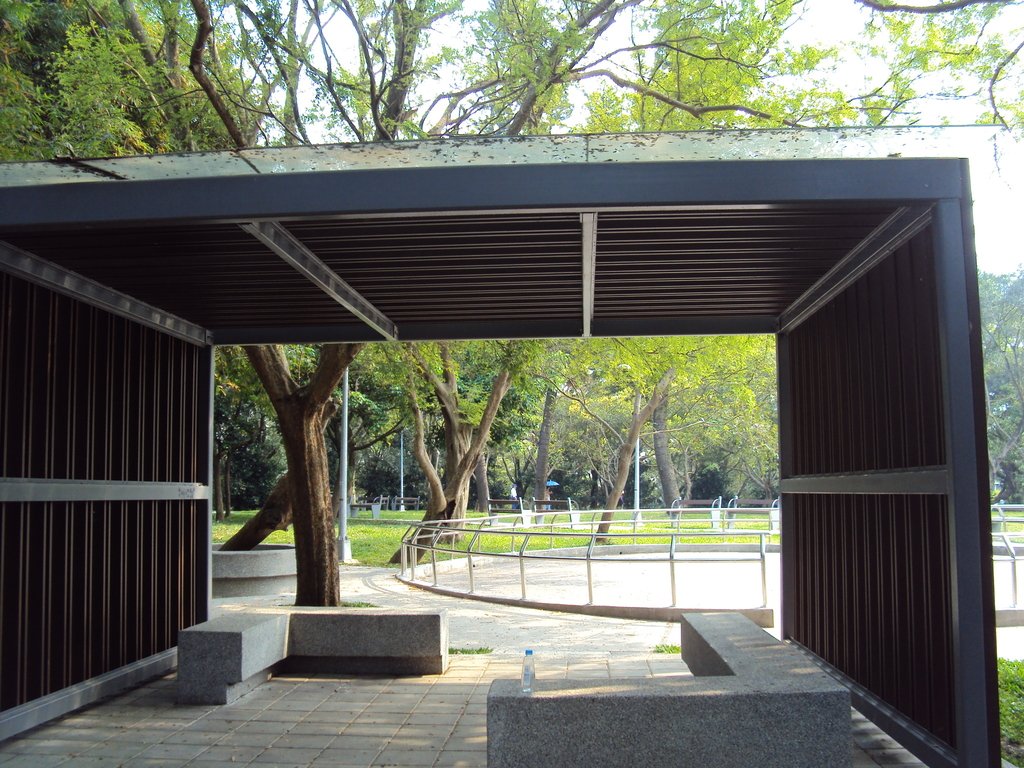 信步— 木柵公園 萃湖 信步— 木柵公園 萃湖
