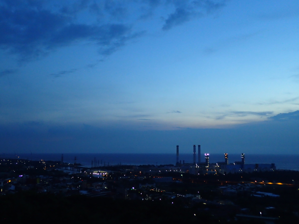 通霄 虎頭山之 夜色 通霄 虎頭山之 夜色
