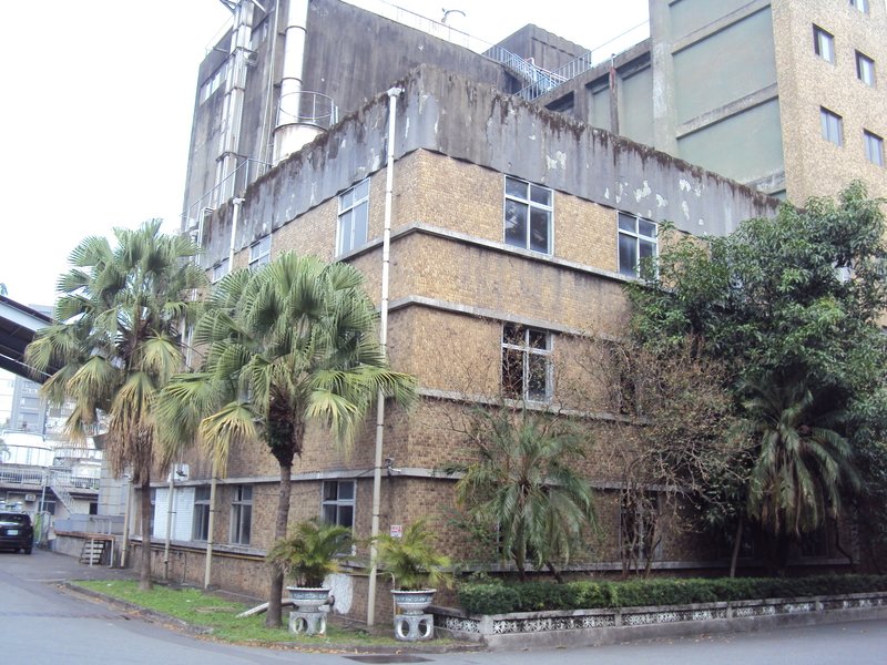建國啤酒廠 (原 高砂麥酒株式会社) 建國啤酒廠 (原 高砂麥酒株式会社)