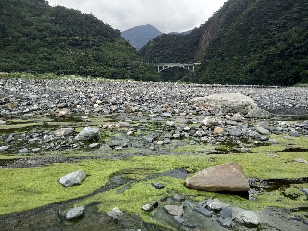 仁愛 武界 一線天 (上) 仁愛 武界 一線天 (上)