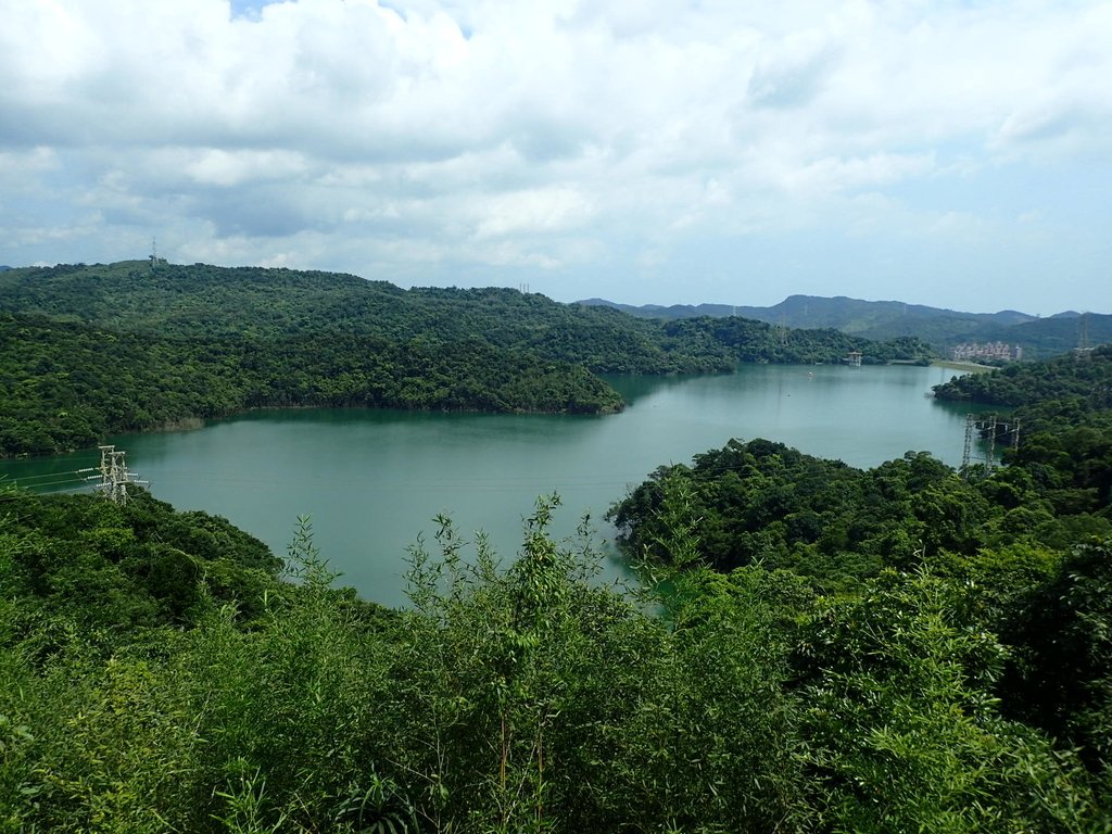 基隆 樂利山 遠眺新山水庫 基隆 樂利山 遠眺新山水庫