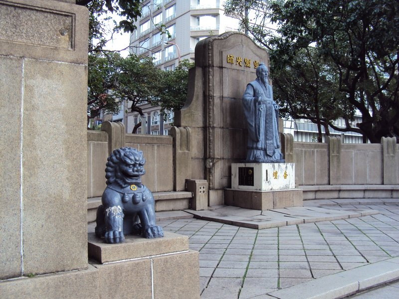 散步— 臺北新公園 一隅 散步— 臺北新公園 一隅