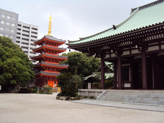 博多物語(二) 東長寺 (福岡大佛) 博多物語(二) 東長寺 (福岡大佛)
