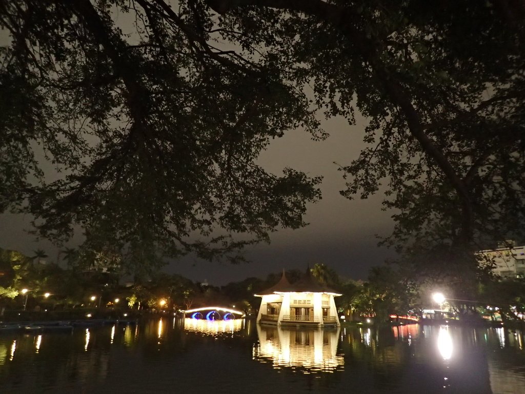 台中公園 湖心亭之夜 台中公園 湖心亭之夜