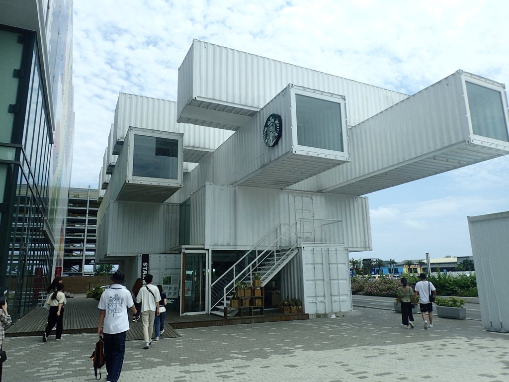 花蓮 新天堂樂園 星巴克洄瀾門市 花蓮 新天堂樂園 星巴克洄瀾門市