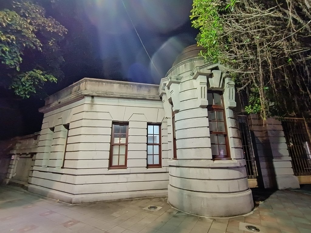 城中夜色之 臺北賓館 (圍牆) 城中夜色之 臺北賓館 (圍牆)