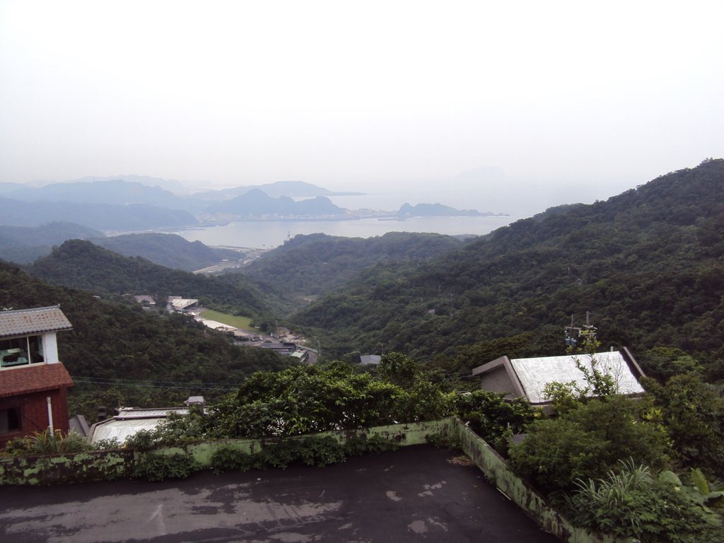 冬雨雲霧中的 九份老街 冬雨雲霧中的 九份老街