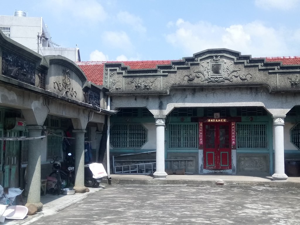 六腳 潭子墘 侯家古厝 六腳 潭子墘 侯家古厝