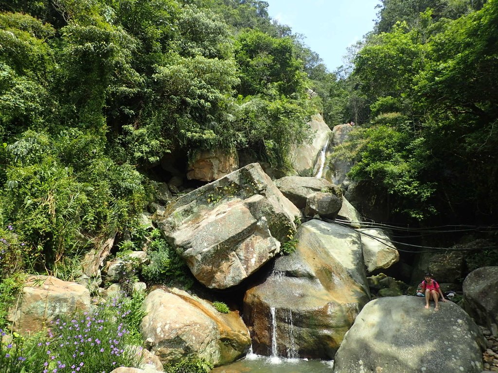 內湖 鯉魚山 圓覺瀑布 內湖 鯉魚山 圓覺瀑布