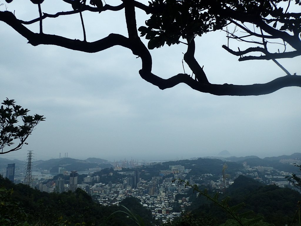 再訪— 基隆 紅淡山 再訪— 基隆 紅淡山