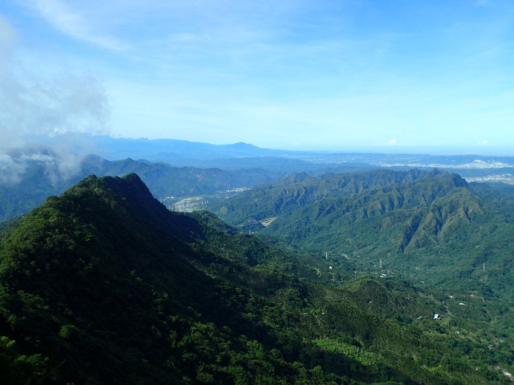 國姓 大橫屏山 (上) 國姓 大橫屏山 (上)