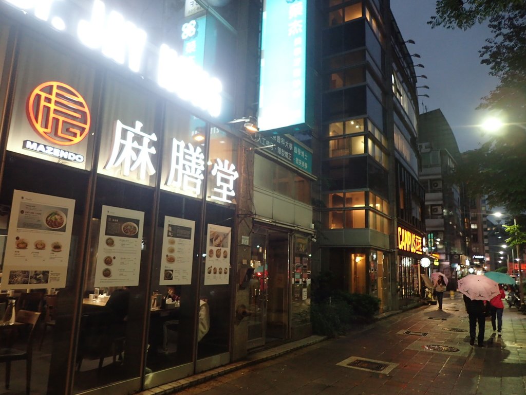 光復南路商圈之 夜色璀璨 光復南路商圈之 夜色璀璨