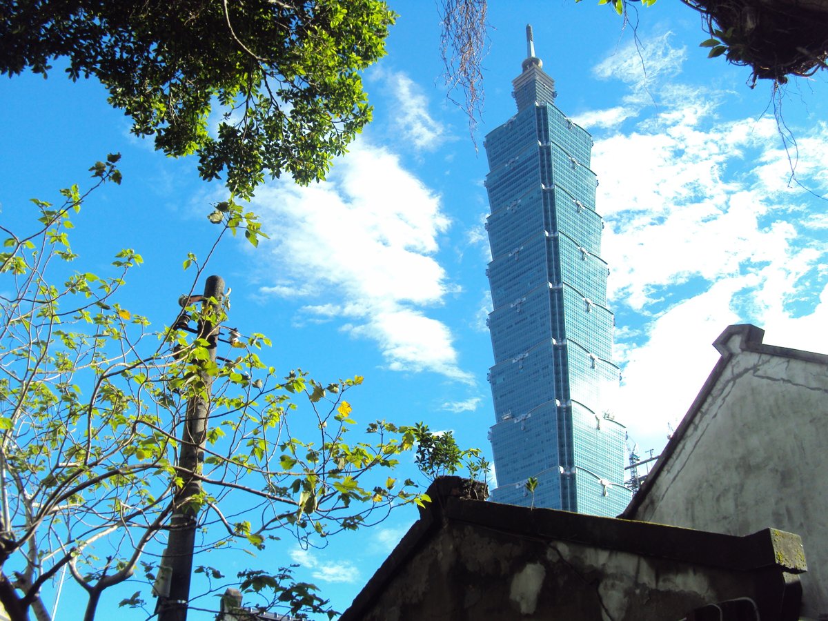 晴空下的 台北信義計畫區 晴空下的 台北信義計畫區