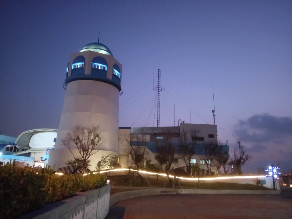 梧棲 觀光漁港之 夜色 梧棲 觀光漁港之 夜色
