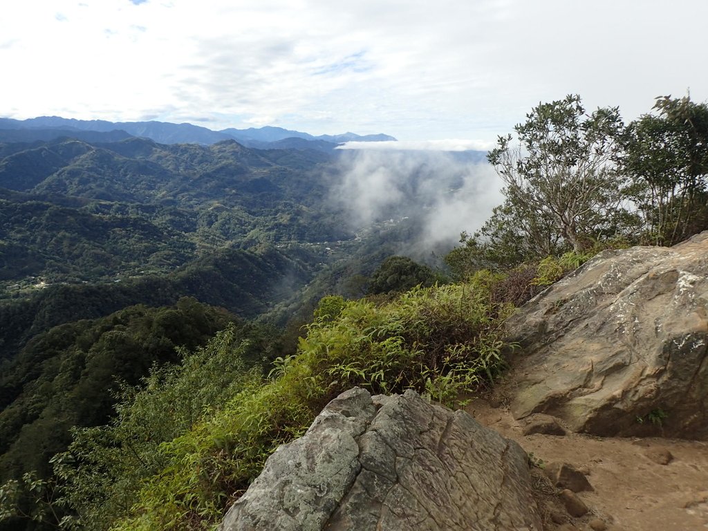 關西 石牛山 (上) 關西 石牛山 (上)