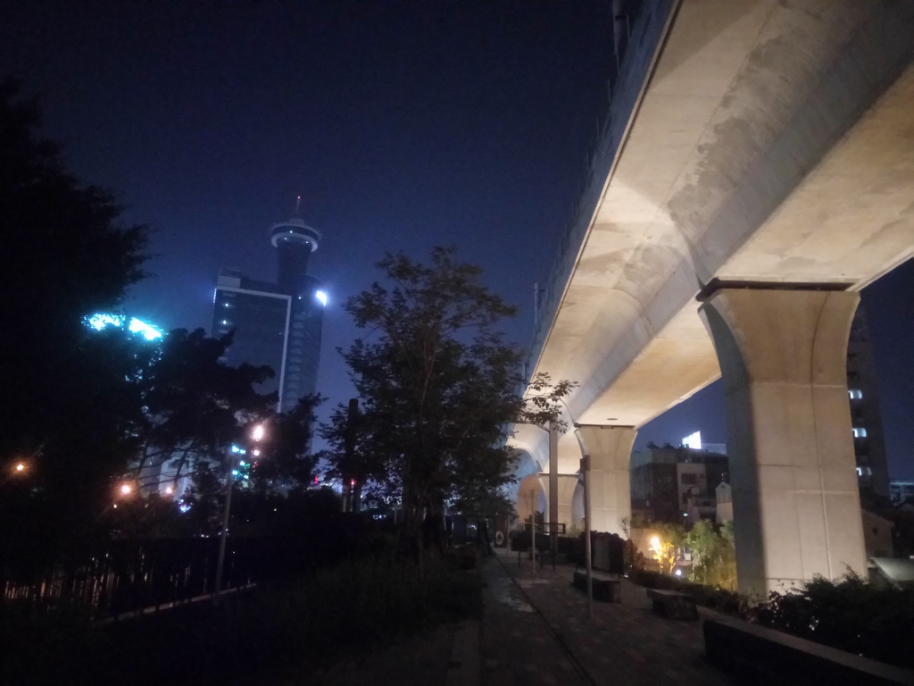 台中 街路隨拍 (32) 台中 街路隨拍 (32)