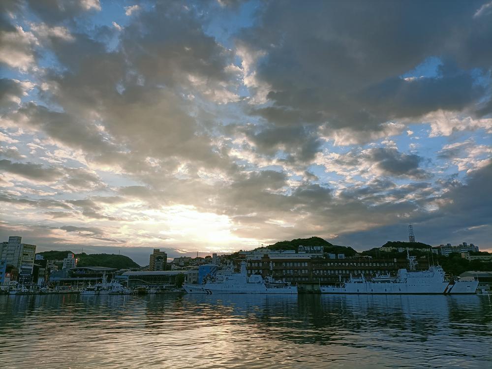 基隆  海洋廣場之  暮色雲影  (01)