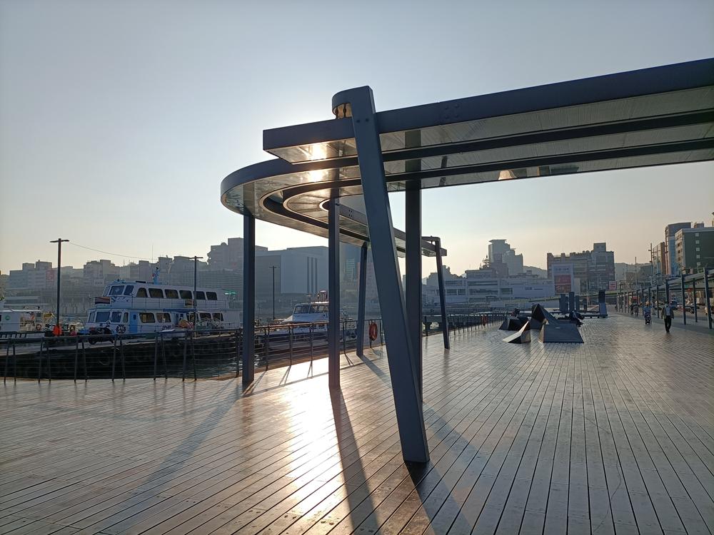 基隆  海洋廣場之  雲朗晴光  (01)