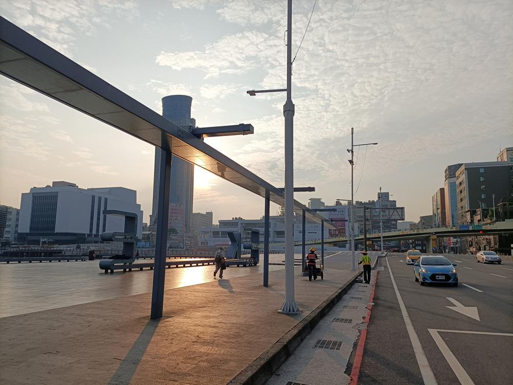 基隆  海洋廣場之  雲朗晴光  (03)