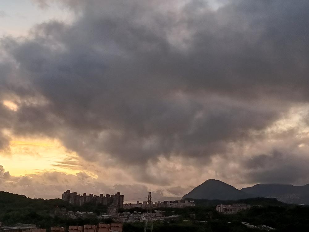 貂山曉日 之一O二