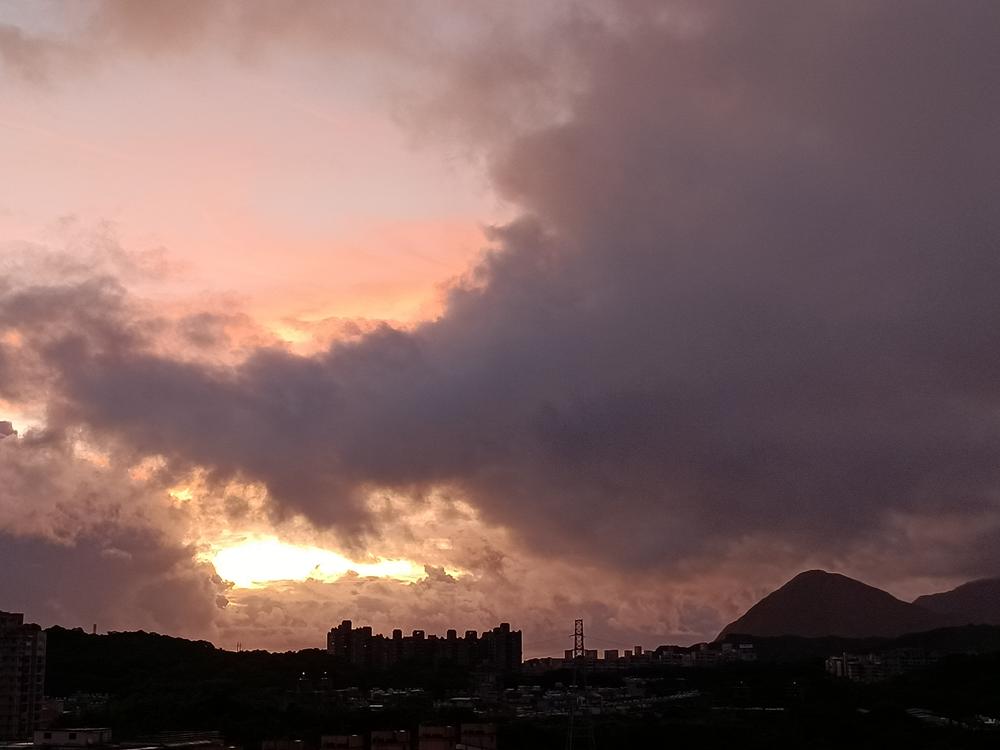 貂山曉日 之一O三