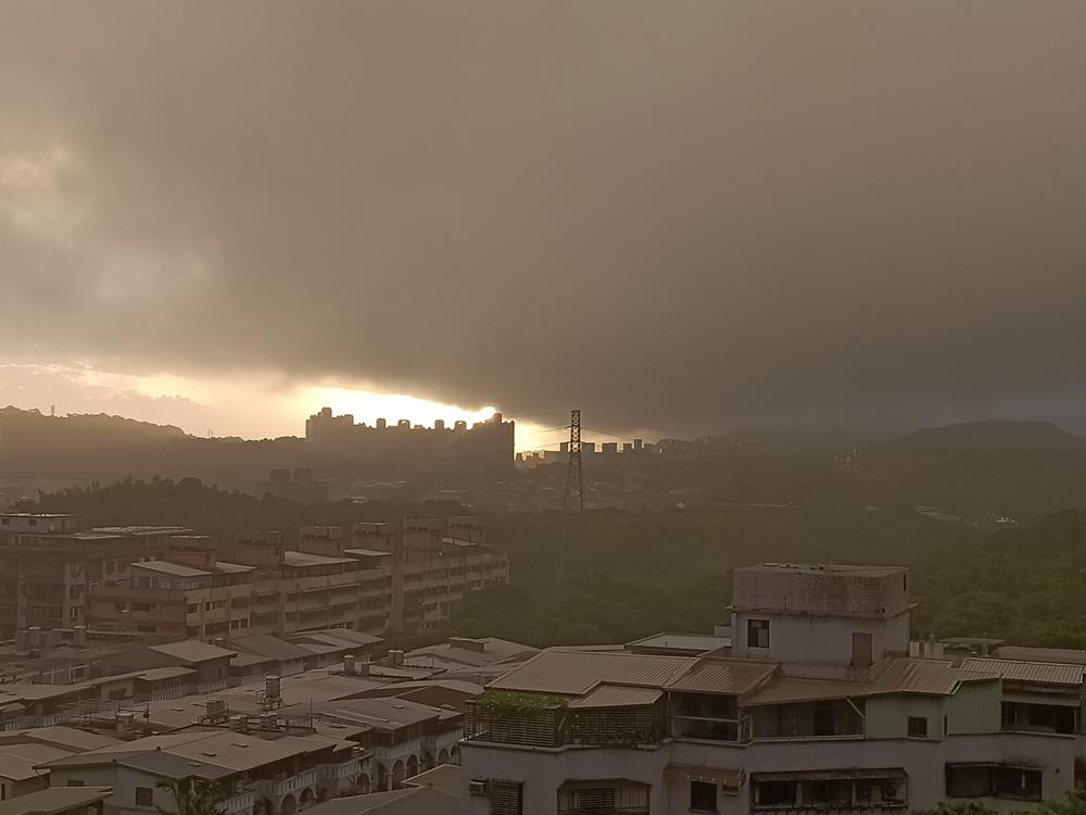 貂山曉日  之一一五