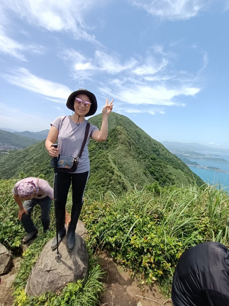 IMG20210430112319.jpg - 瑞芳  雞籠山東峰  (雷霆峰)