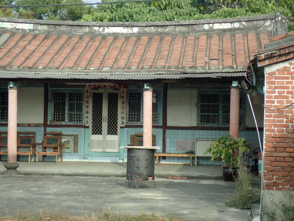 PB239983.JPG - 口湖  梧南村  李家古厝