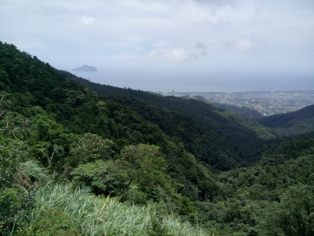 DSC_4659.JPG - 登  頭城  鶯子嶺山  (未竟)