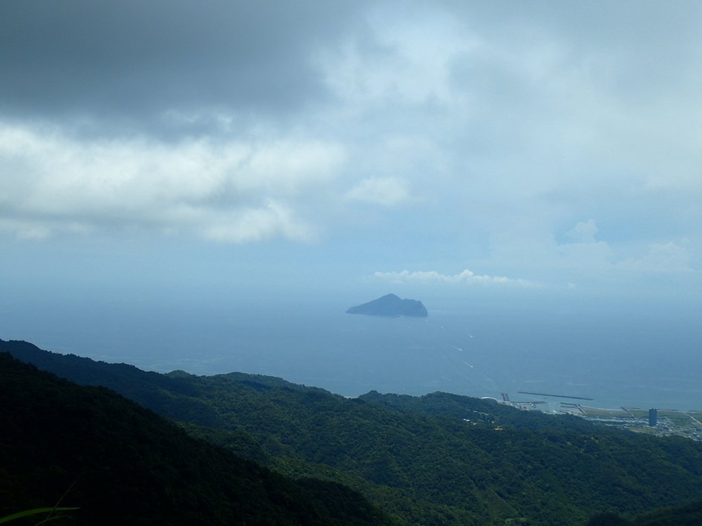 P7175532.JPG - 登  頭城  鶯子嶺山  (未竟)