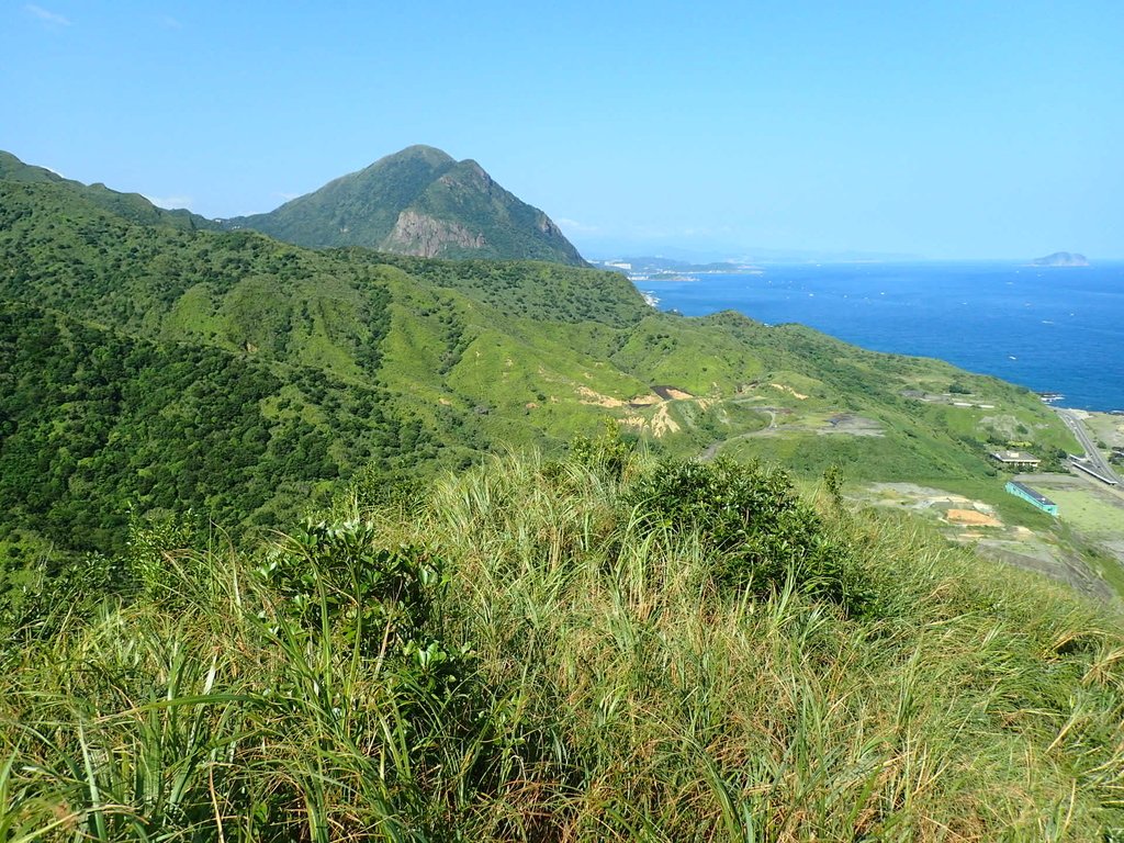 PA104818.JPG - 秋晴  南子吝山  登龍尾坪